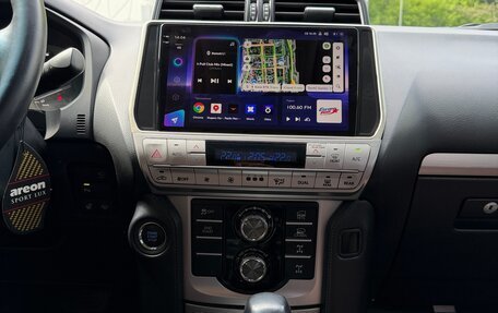 Toyota Land Cruiser Prado 150 рестайлинг 2, 2018 год, 7 800 000 рублей, 16 фотография