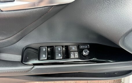 Toyota Camry, 2018 год, 2 340 000 рублей, 12 фотография