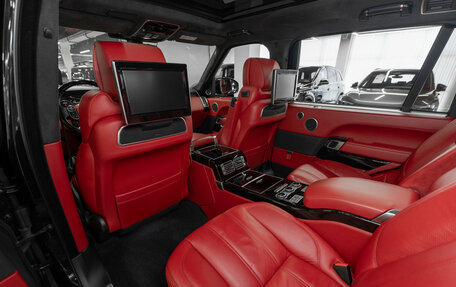 Land Rover Range Rover IV рестайлинг, 2015 год, 3 990 000 рублей, 17 фотография