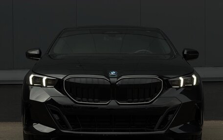 BMW 5 серия, 2025 год, 10 200 000 рублей, 2 фотография