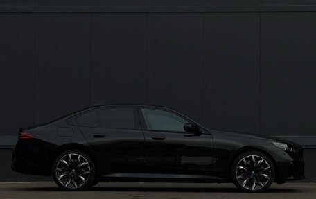 BMW 5 серия, 2025 год, 10 200 000 рублей, 4 фотография