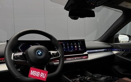 BMW 5 серия, 2025 год, 10 200 000 рублей, 10 фотография