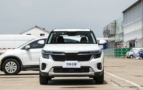 KIA Seltos I, 2025 год, 2 240 000 рублей, 2 фотография