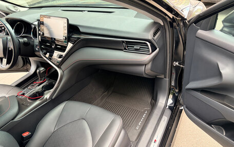 Toyota Camry, 2021 год, 4 100 000 рублей, 10 фотография