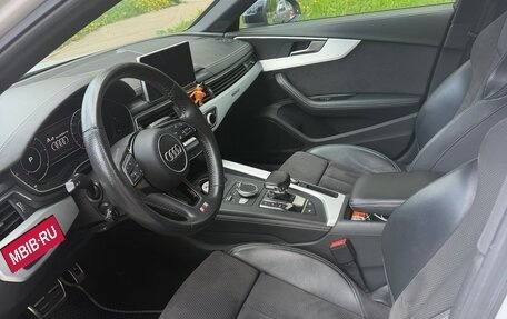 Audi A4, 2017 год, 2 990 000 рублей, 11 фотография
