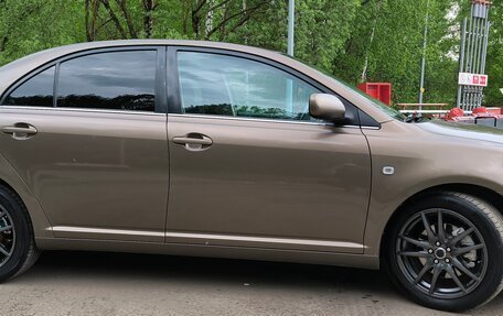 Toyota Avensis III рестайлинг, 2006 год, 1 100 000 рублей, 10 фотография