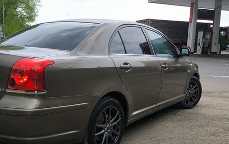 Toyota Avensis III рестайлинг, 2006 год, 1 100 000 рублей, 14 фотография