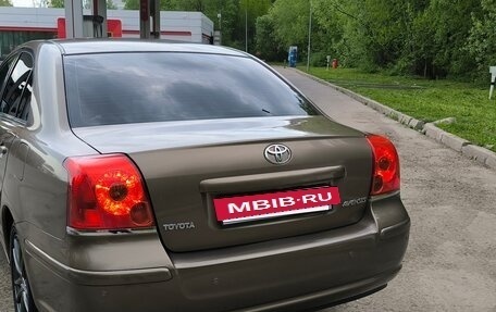 Toyota Avensis III рестайлинг, 2006 год, 1 100 000 рублей, 12 фотография