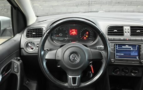 Volkswagen Polo VI (EU Market), 2012 год, 950 000 рублей, 14 фотография