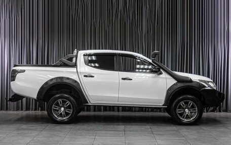 Mitsubishi L200 IV рестайлинг, 2015 год, 1 749 000 рублей, 5 фотография