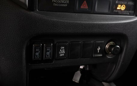Mitsubishi L200 IV рестайлинг, 2015 год, 1 749 000 рублей, 15 фотография