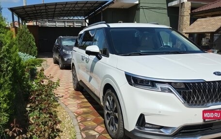 KIA Carnival, 2020 год, 3 750 000 рублей, 3 фотография