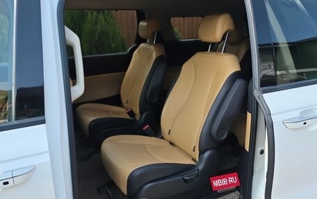 KIA Carnival, 2020 год, 3 750 000 рублей, 16 фотография