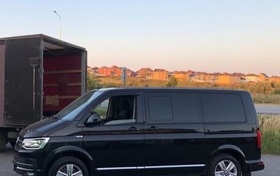 Volkswagen Multivan T6 рестайлинг, 2017 год, 3 550 000 рублей, 1 фотография