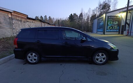 Toyota Wish II, 2005 год, 650 000 рублей, 7 фотография