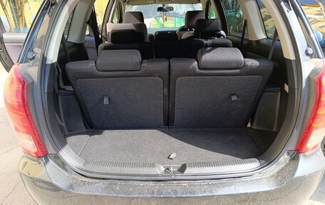 Toyota Wish II, 2005 год, 650 000 рублей, 9 фотография
