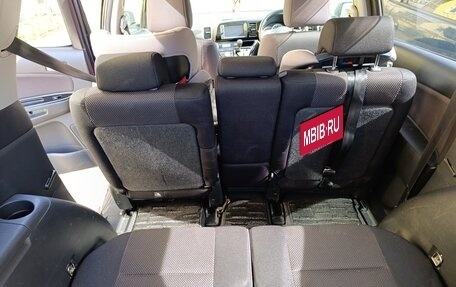 Toyota Wish II, 2005 год, 650 000 рублей, 11 фотография