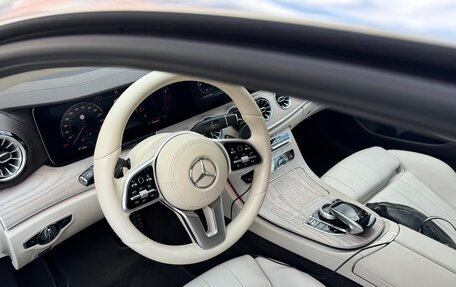 Mercedes-Benz E-Класс, 2019 год, 5 000 000 рублей, 6 фотография