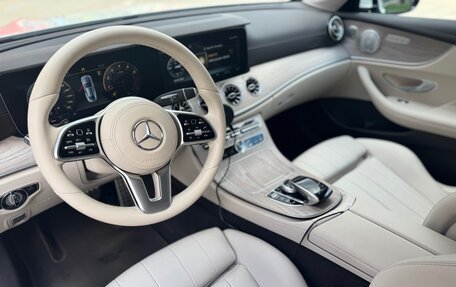 Mercedes-Benz E-Класс, 2019 год, 5 000 000 рублей, 12 фотография