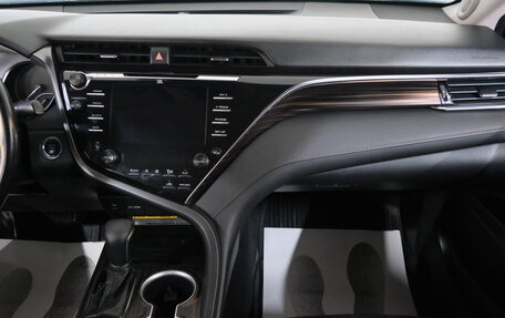 Toyota Camry, 2018 год, 2 859 000 рублей, 19 фотография