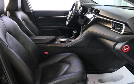Toyota Camry, 2018 год, 2 859 000 рублей, 21 фотография