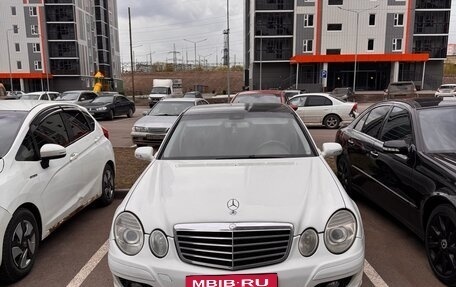 Mercedes-Benz E-Класс, 2008 год, 910 000 рублей, 2 фотография