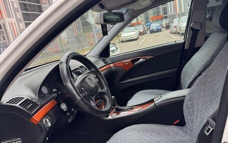 Mercedes-Benz E-Класс, 2008 год, 910 000 рублей, 11 фотография