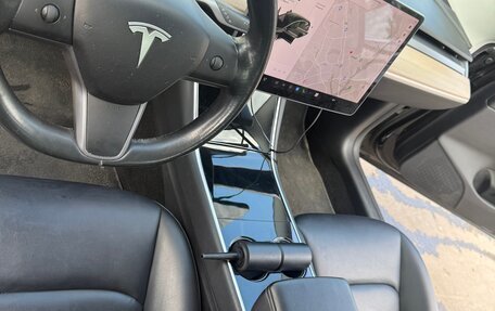 Tesla Model 3 I, 2018 год, 2 250 000 рублей, 13 фотография