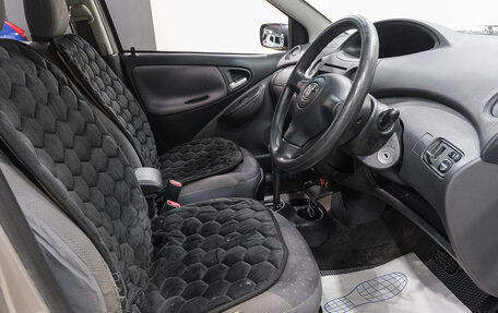 Toyota Vitz, 2004 год, 439 000 рублей, 15 фотография