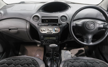 Toyota Vitz, 2004 год, 439 000 рублей, 19 фотография