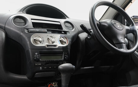Toyota Vitz, 2004 год, 439 000 рублей, 21 фотография