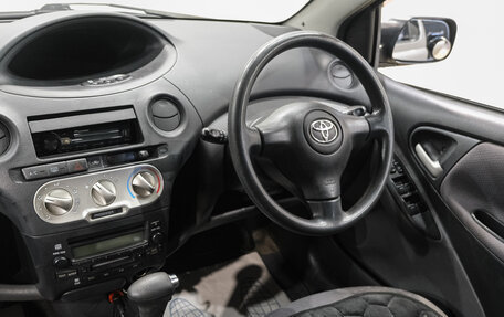 Toyota Vitz, 2004 год, 439 000 рублей, 18 фотография