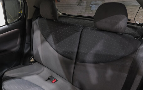 Toyota Vitz, 2004 год, 439 000 рублей, 29 фотография