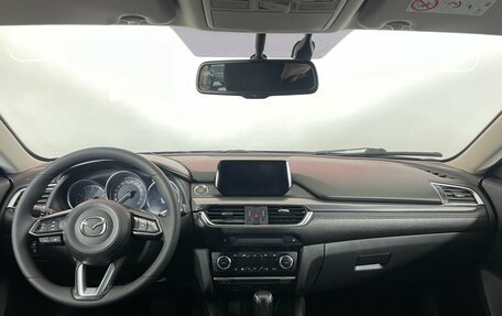 Mazda 6, 2017 год, 1 800 000 рублей, 11 фотография