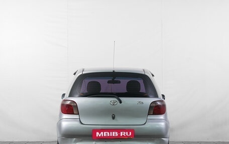 Toyota Vitz, 2000 год, 329 000 рублей, 6 фотография