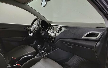 Hyundai Solaris II рестайлинг, 2019 год, 1 390 000 рублей, 11 фотография