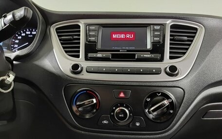 Hyundai Solaris II рестайлинг, 2019 год, 1 390 000 рублей, 15 фотография