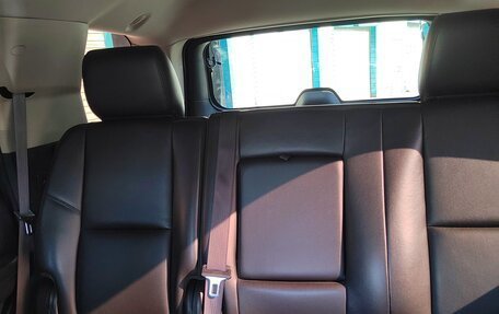 Chevrolet Tahoe III, 2013 год, 2 750 000 рублей, 33 фотография