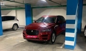 Jaguar F-Pace, 2017 год, 2 350 000 рублей, 12 фотография