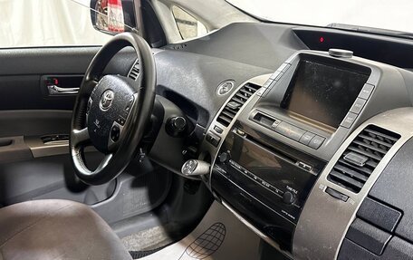 Toyota Prius, 2008 год, 599 000 рублей, 11 фотография