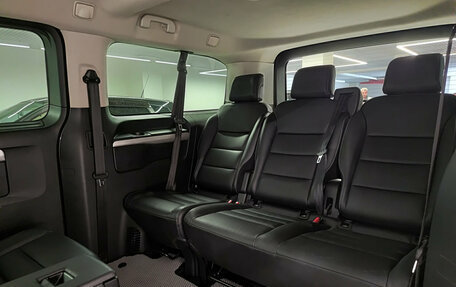 Peugeot Traveller I, 2021 год, 3 650 000 рублей, 15 фотография