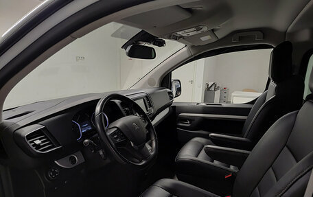Peugeot Traveller I, 2021 год, 3 650 000 рублей, 20 фотография
