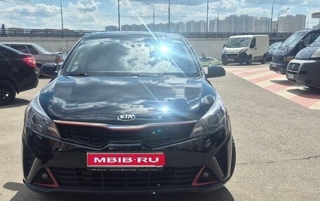 KIA Rio IV, 2021 год, 1 340 000 рублей, 1 фотография