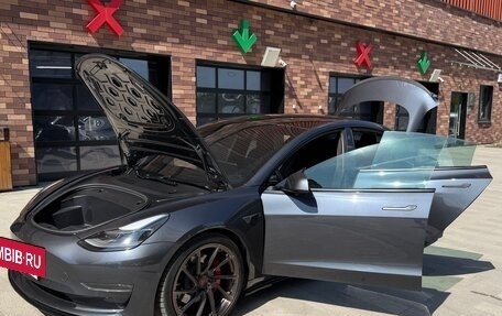 Tesla Model 3 I, 2021 год, 3 900 000 рублей, 6 фотография