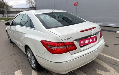 Mercedes-Benz E-Класс, 2011 год, 1 690 000 рублей, 4 фотография