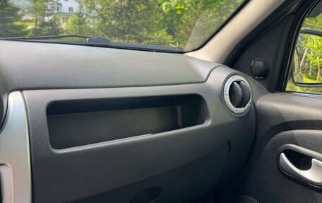 Renault Logan I, 2011 год, 650 000 рублей, 21 фотография