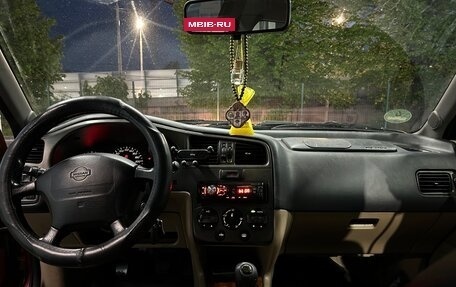 Nissan Primera II рестайлинг, 1999 год, 315 000 рублей, 9 фотография