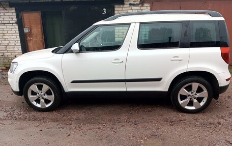 Skoda Yeti I рестайлинг, 2015 год, 1 500 000 рублей, 10 фотография