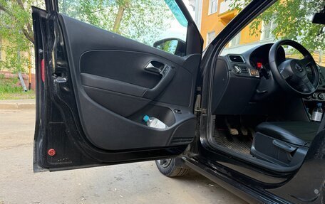 Volkswagen Polo VI (EU Market), 2011 год, 750 000 рублей, 10 фотография