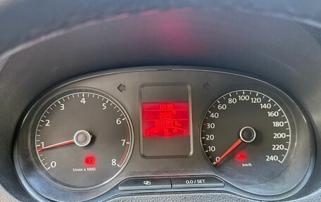 Volkswagen Polo VI (EU Market), 2011 год, 750 000 рублей, 18 фотография